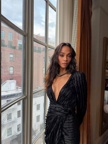 Full leaked Zoe saldana private photo