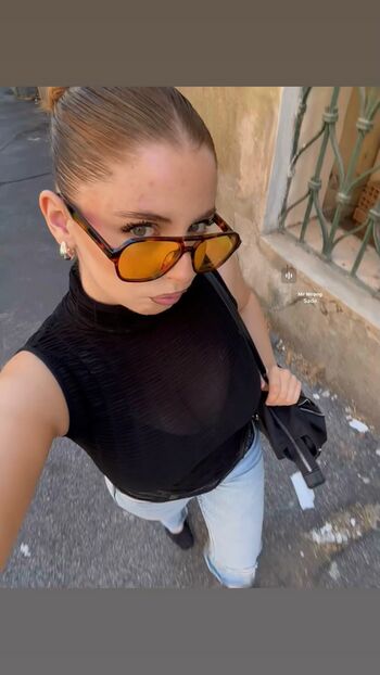 Full leaked Zoeelacavaa private photo