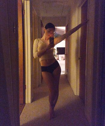 Full leaked Zoeplzshutup private photo