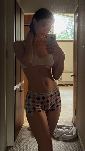 Full leaked Zoeplzshutup page private photo