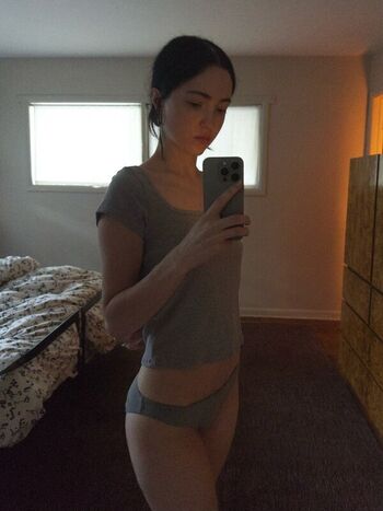Full leaked Zoeplzshutup private photo
