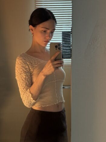 Full leaked Zoeplzshutup private photo