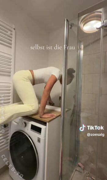 Full leaked Zoesalg private onlyfans photo