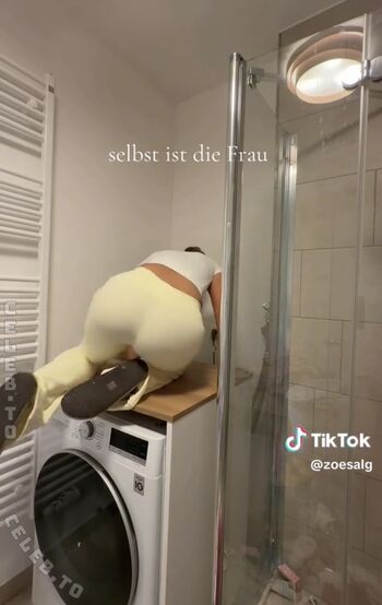 Full leaked Zoesalg private onlyfans photo