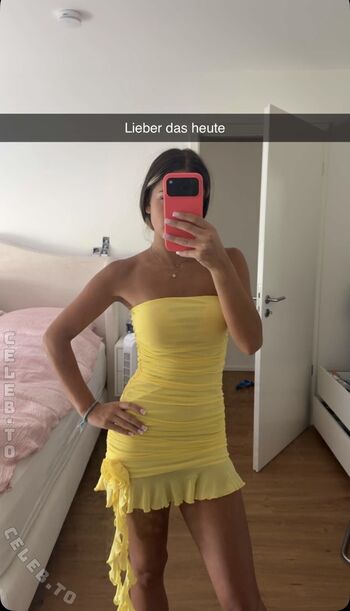Full leaked Zoesalg private photo