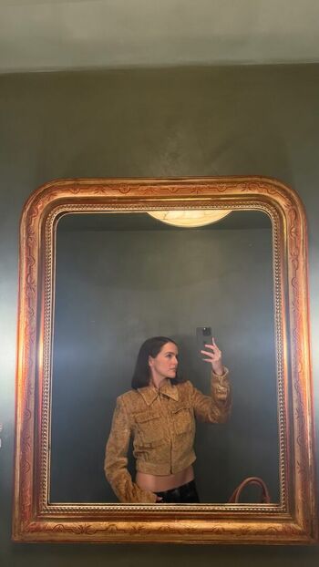 Full leaked Zoey deutch page private onlyfans photo