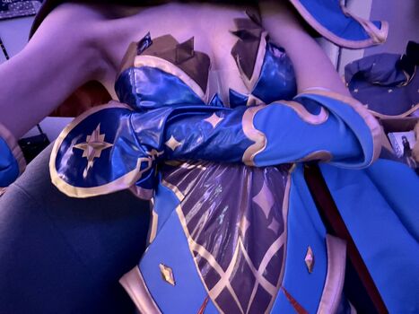 Full leaked Zoeyizume private onlyfans photo