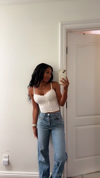Full leaked Zoeyjaymfc private photo
