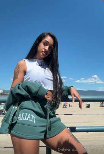Full leaked Zoeysinnfree private photo