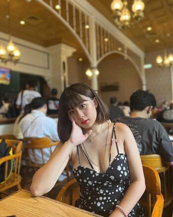 Full leaked Zoeytaiii private onlyfans photo