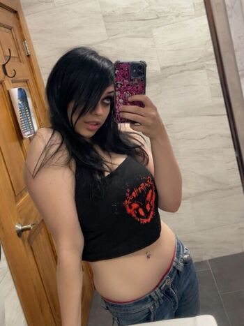 Full leaked Zombe tramp private photo