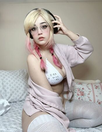 Full leaked Zombie doll private photo