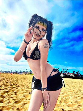 Full leaked Zombiie private photo