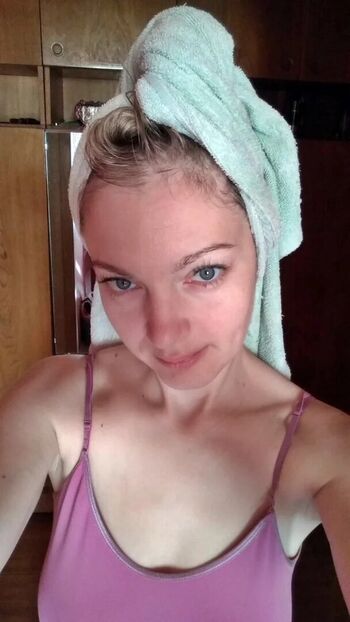 Full leaked Zoryana r page private photo