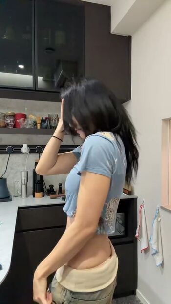 Full leaked Zumi page private onlyfans photo