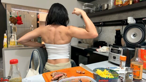 Full leaked Zumi page private photo