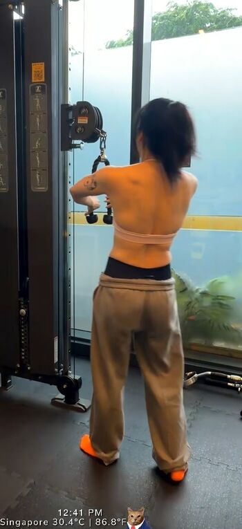 Full leaked Zumi private photo