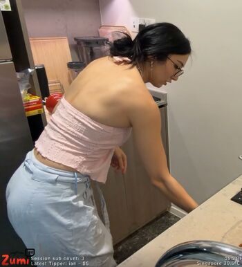 Full leaked Zumi private photo