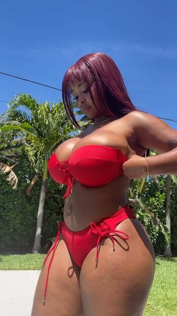 Full leaked Zuri bellarose private photo