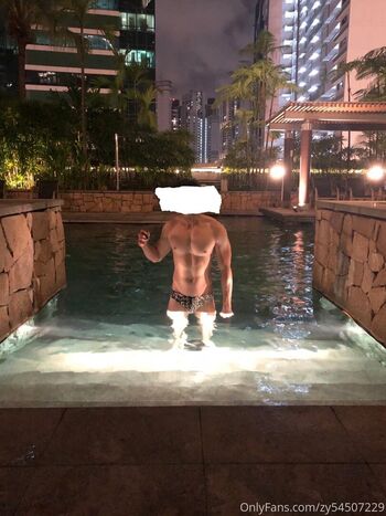 Full leaked Zy private onlyfans photo