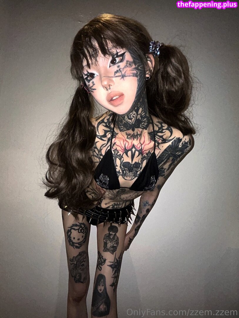 x3m_0x77_void / yl0_o / zzem.zzem Naakte OnlyFans Foto #13