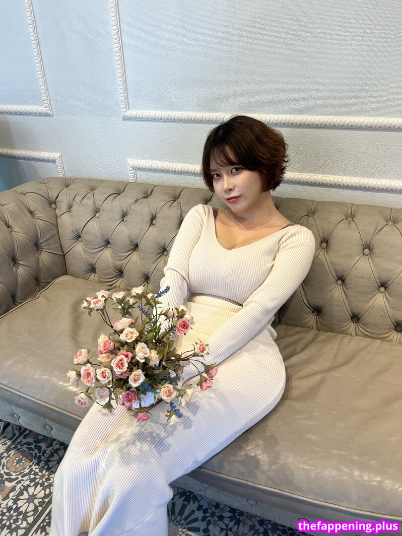 ZziZzi / zizzi_j / zzi_zzi._ / 찌찌 Photo OnlyFans Nu #323