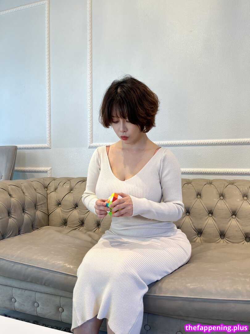 ZziZzi / zizzi_j / zzi_zzi._ / 찌찌 Naakte OnlyFans Foto #325